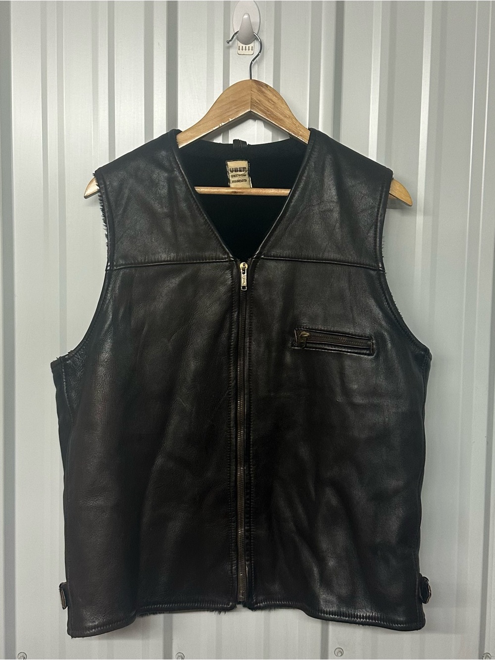 Men’s Vintage Leather Faux Fur Lined Vest Western Ranch Biker Rustic Cabincore